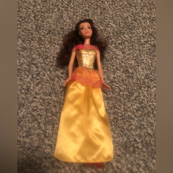 8 Original Disney Barbies from Disney Store - Picture 5 of 8